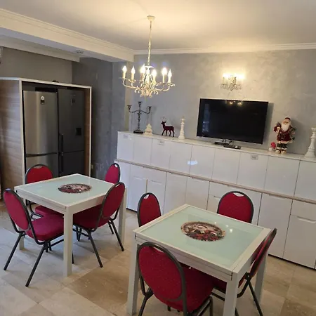 Red Vendégház 3*